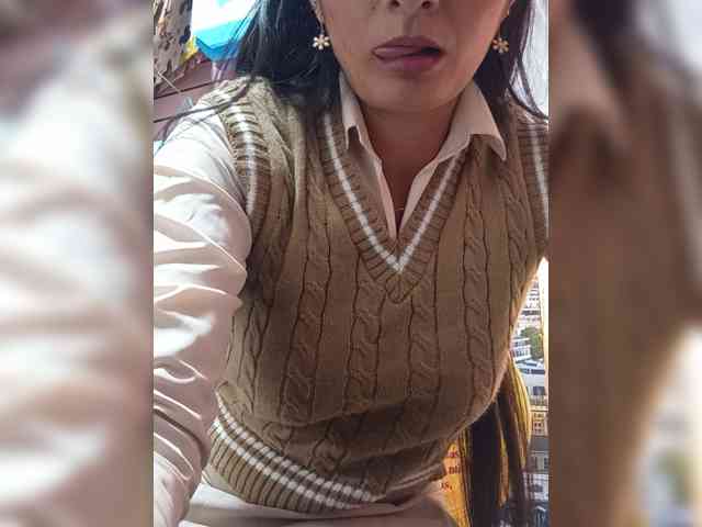 Bella-152 webcam