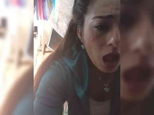 Bella-152 webcam