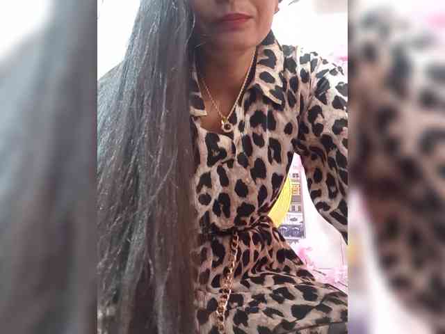 Bella-152 webcam