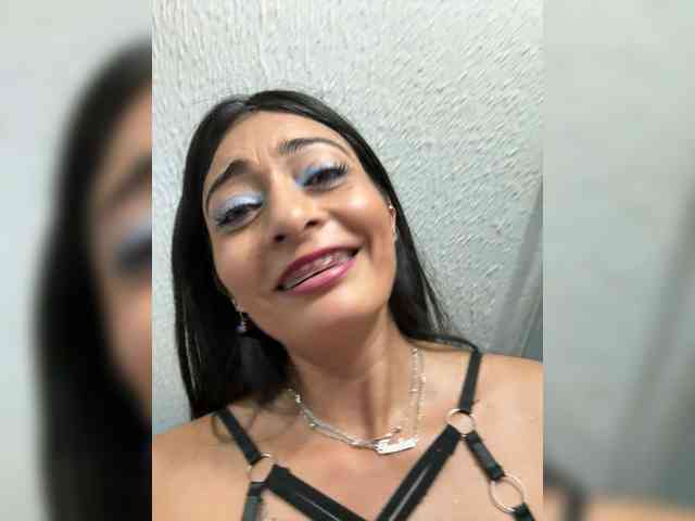 Bella-152 webcam