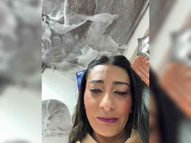 Bella-152 webcam