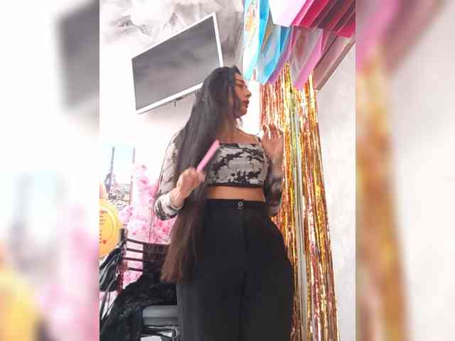 Bella-152 webcam