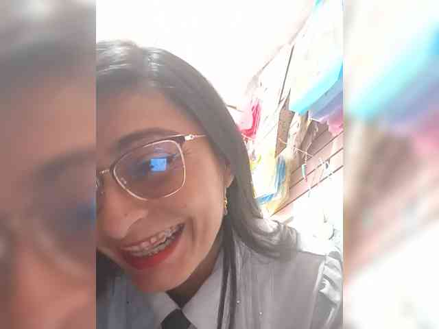 Bella-152 webcam