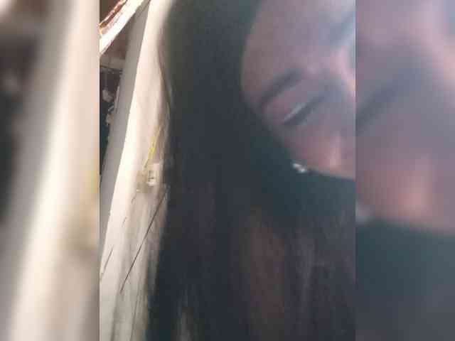 Bella-152 webcam