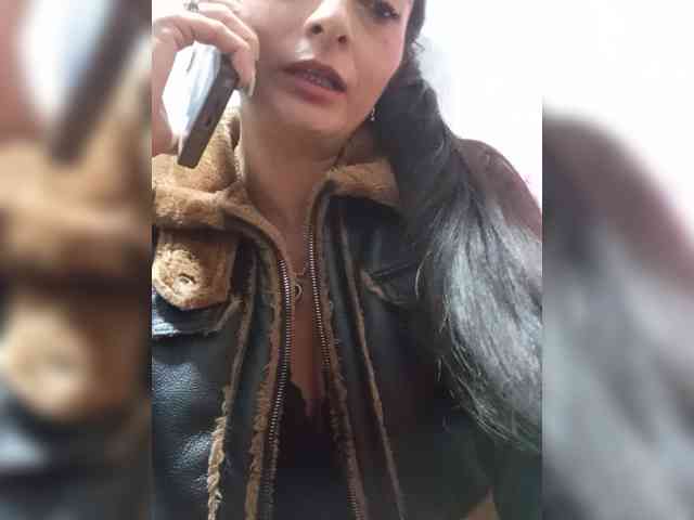 Bella-152 webcam