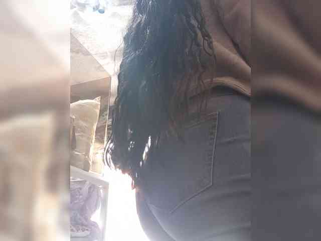 Bella-152 webcam