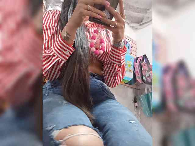 Bella-152 webcam
