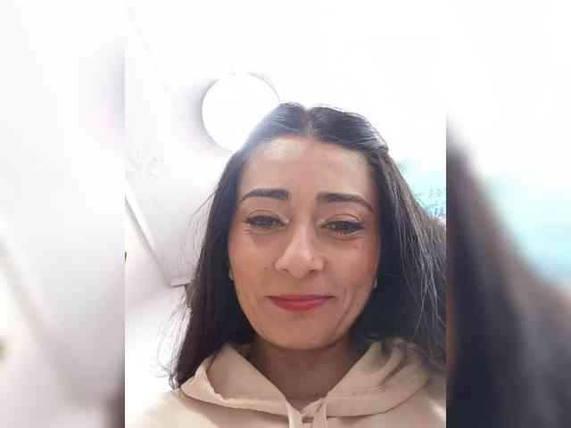 Bella-152 webcam