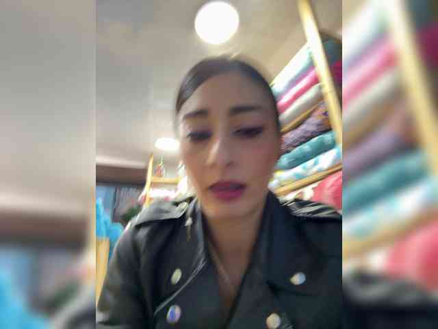 Bella-152 webcam