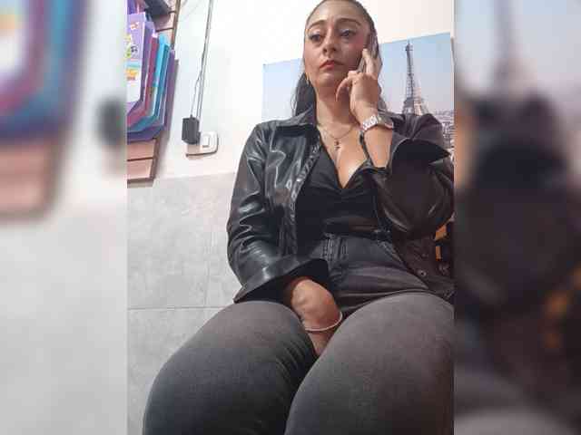 Bella-152 webcam