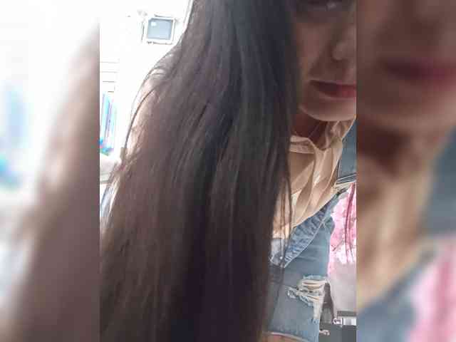Bella-152 webcam