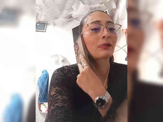Bella-152 webcam