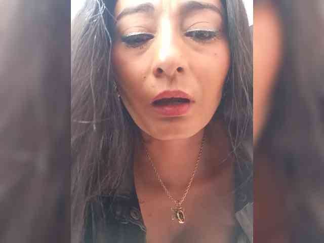 Bella-152 webcam