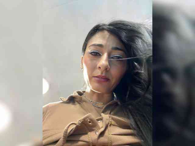 Bella-152 webcam