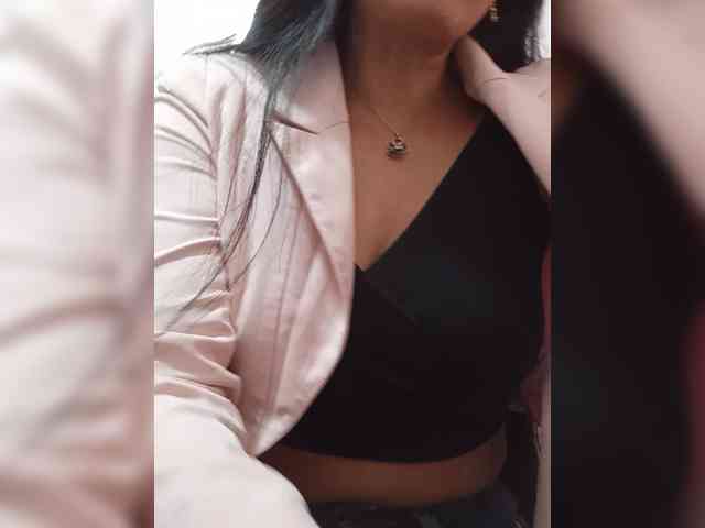 Bella-152 webcam