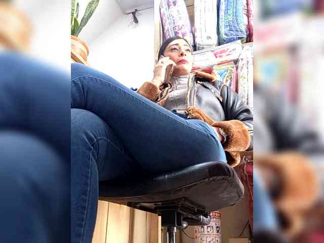 Bella-152 webcam