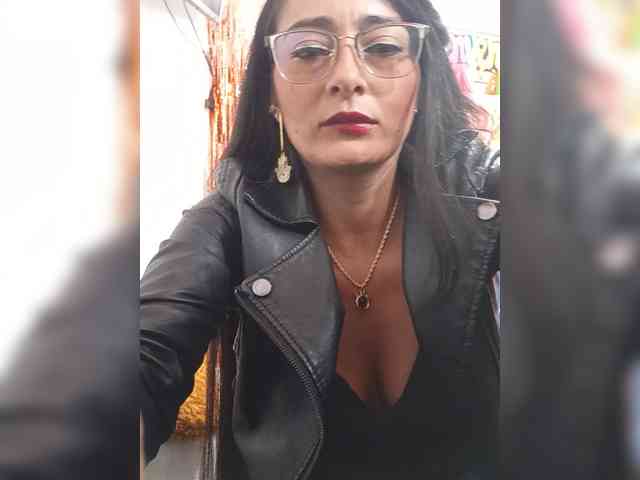 Bella-152 webcam