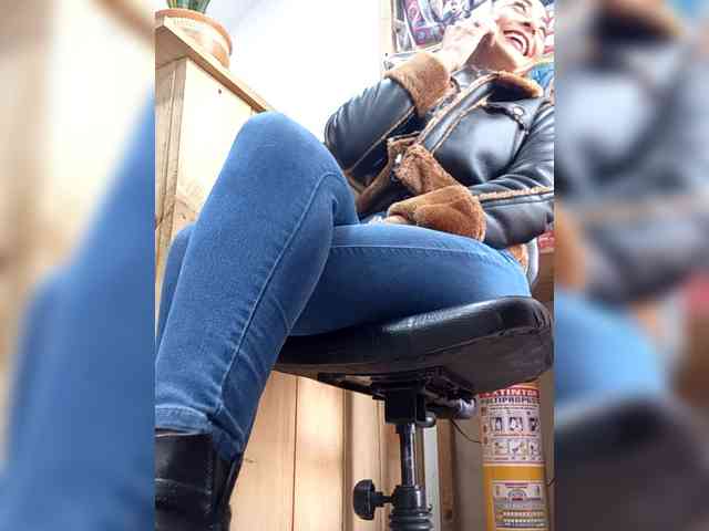 Bella-152 webcam