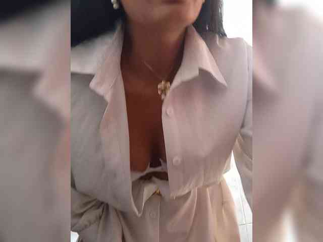 Bella-152 webcam