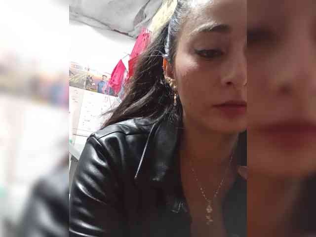 Bella-152 webcam