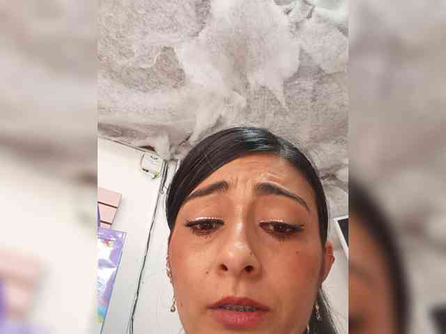 Bella-152 webcam