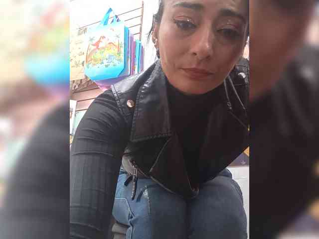 Bella-152 webcam