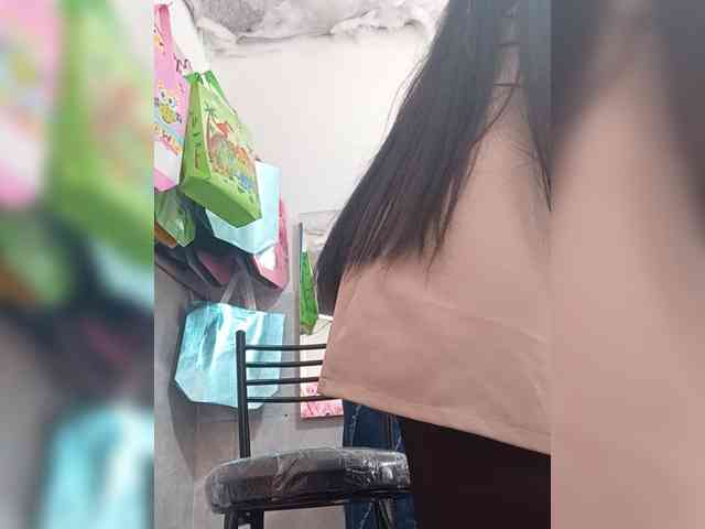 Bella-152 webcam