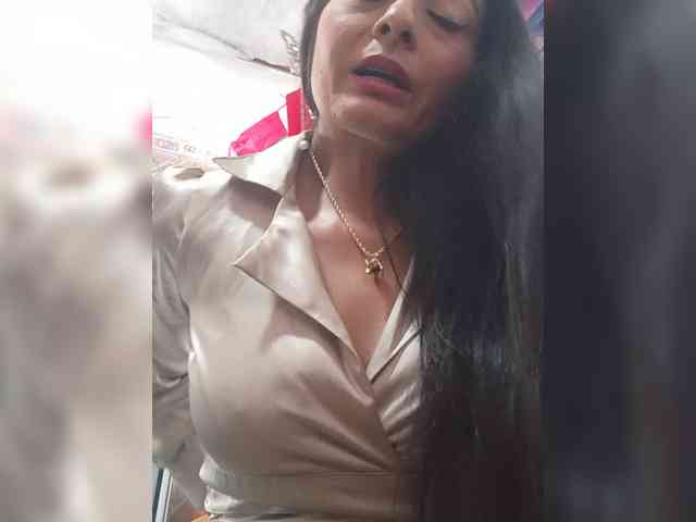 Bella-152 webcam