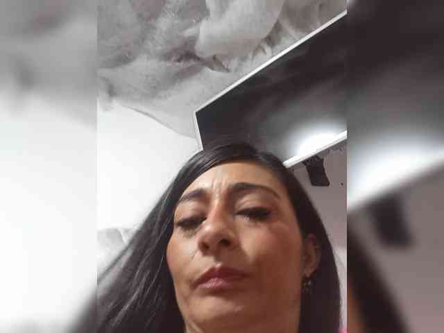 Bella-152 webcam