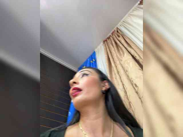 Bella-152 webcam