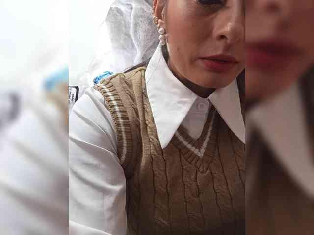 Bella-152 webcam