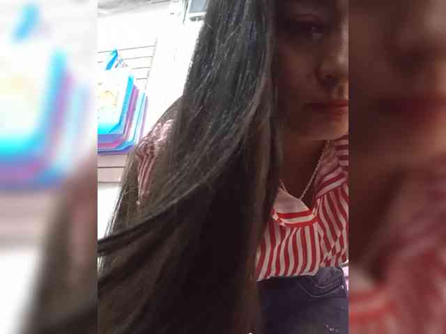 Bella-152 webcam