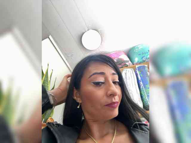 Bella-152 webcam