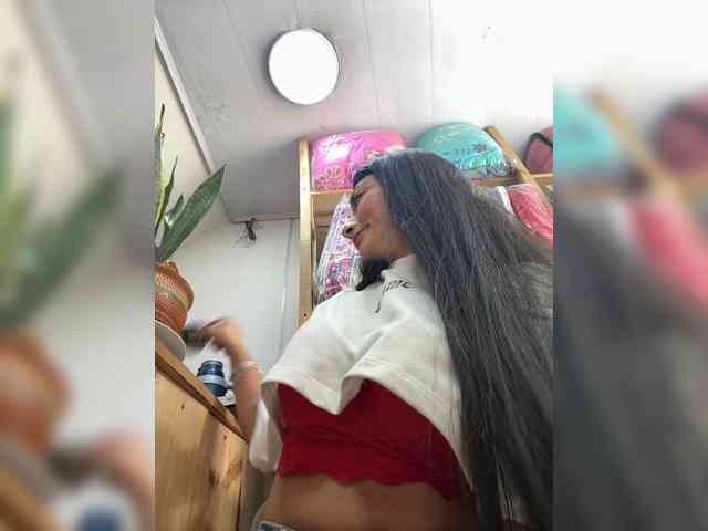 Bella-152 webcam