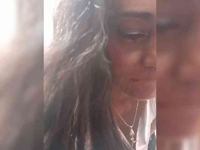 Bella-152 webcam