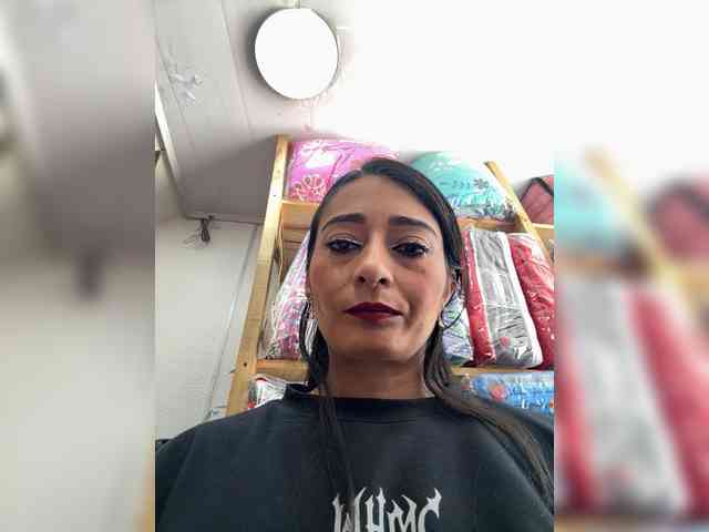 Bella-152 webcam