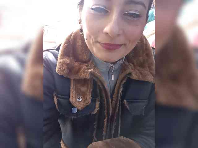 Bella-152 webcam