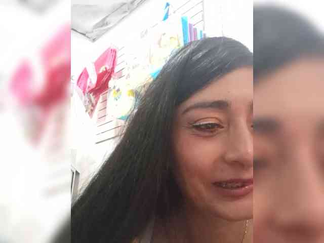 Bella-152 webcam