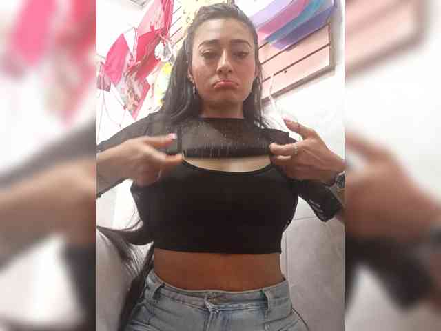 Bella-152 webcam