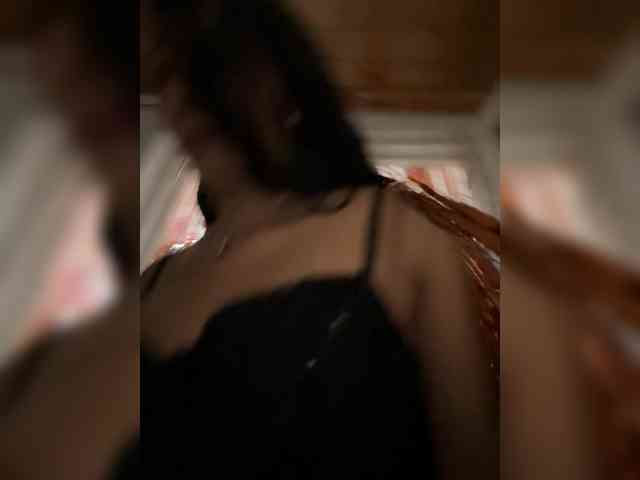 Bella-152 webcam