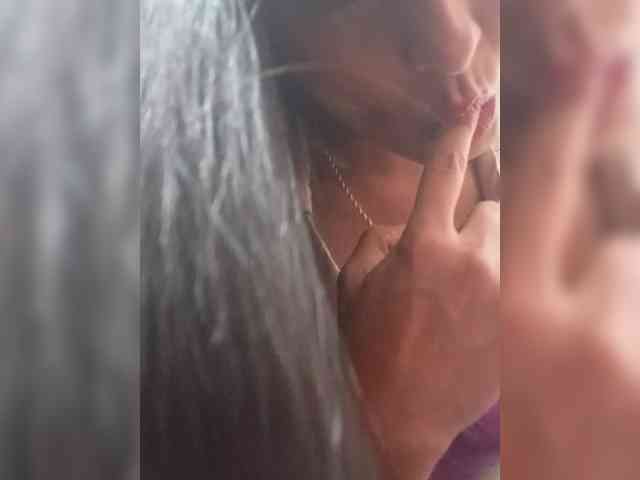 Bella-152 webcam