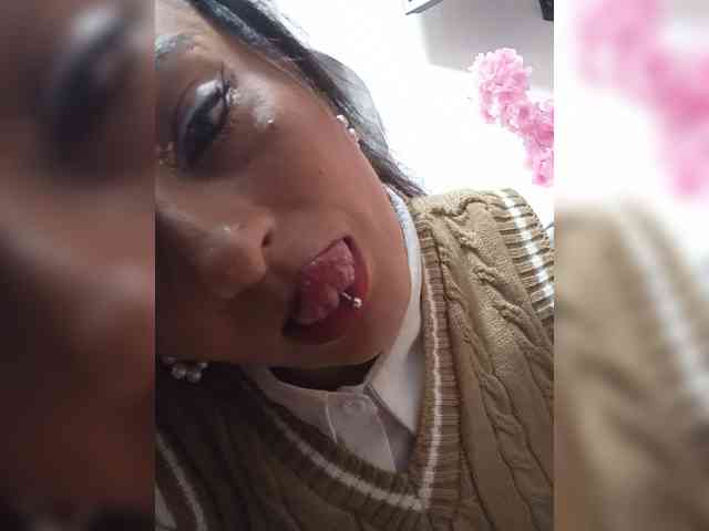 Bella-152 webcam