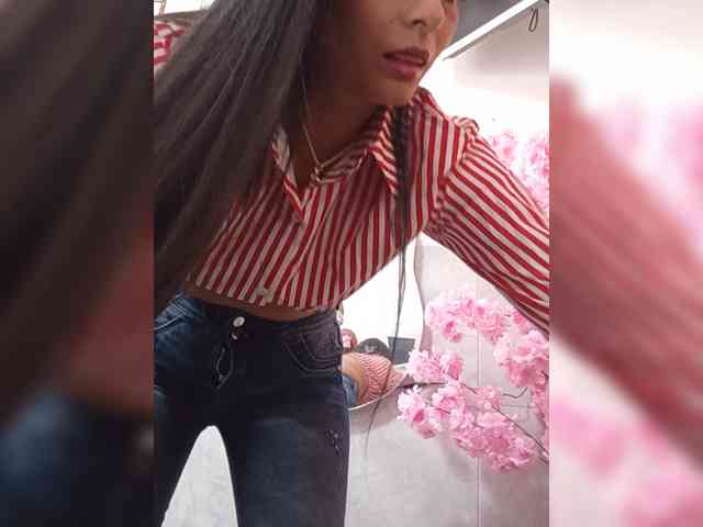 Modella: Bella-152