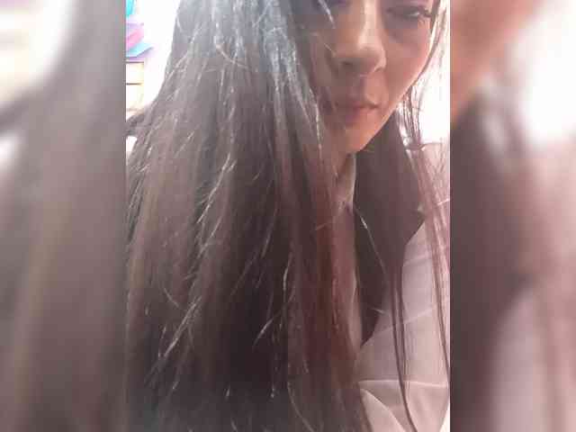 Bella-152 webcam