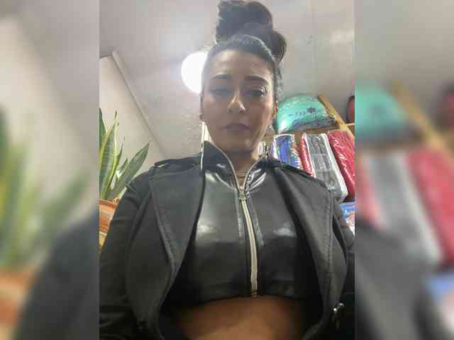 Bella-152 webcam