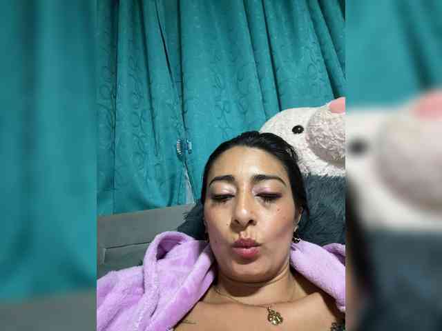 Bella-152 webcam