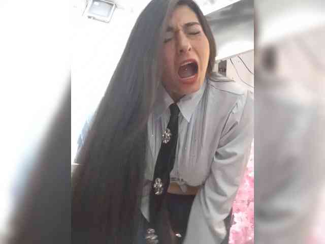 Bella-152 webcam