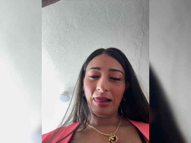 Bella-152 webcam