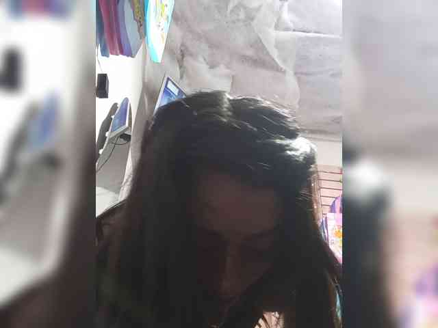 Bella-152 webcam