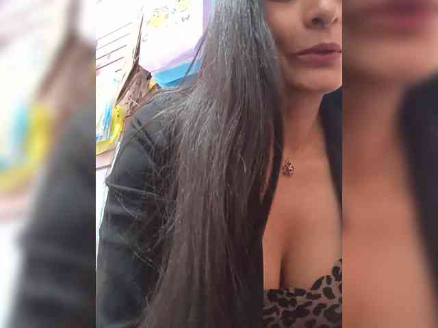 Bella-152 webcam